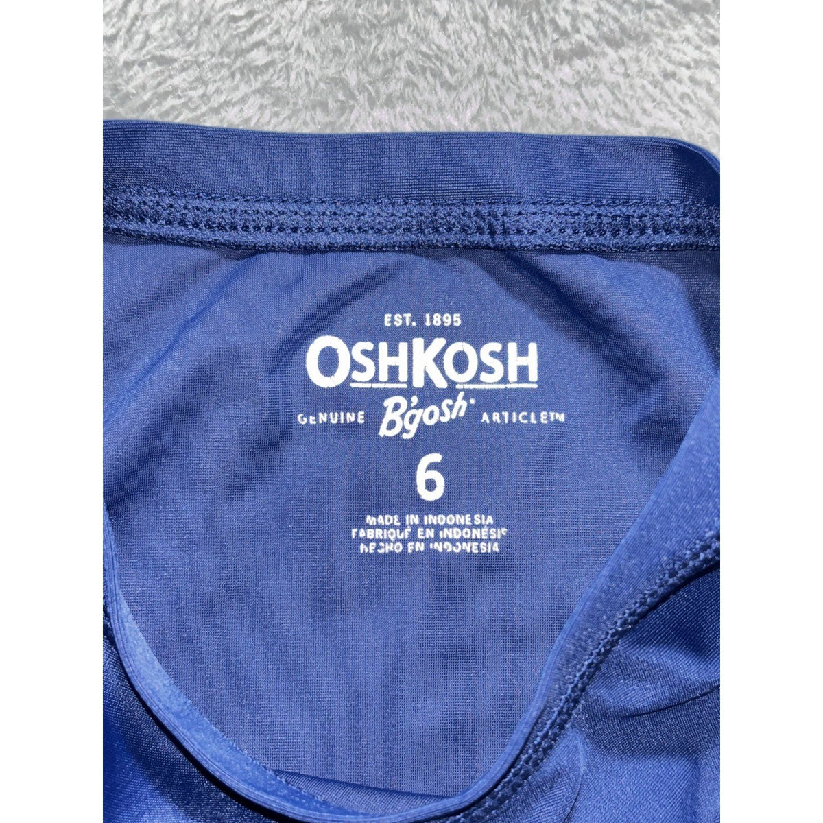 OshKosh B'gosh Boys Rash Guard Sets Lot 4 Pieces 6, photo 10 of 15