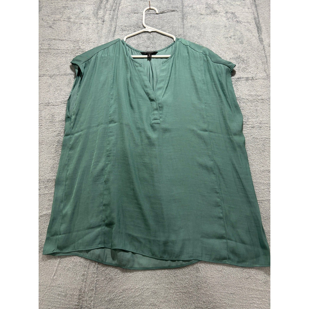 Banana Republic Women's Green V-Neck Blouse Size XL, photo 11 of 11