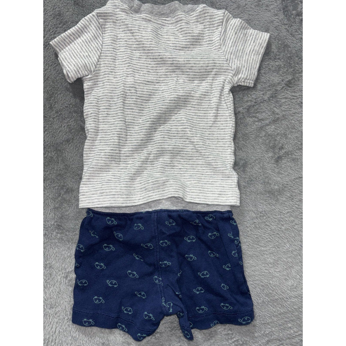 Carter's Baby Boy 6M 6 Piece Bundle Sleeper Hoodie Romper Shorts Tee Pants