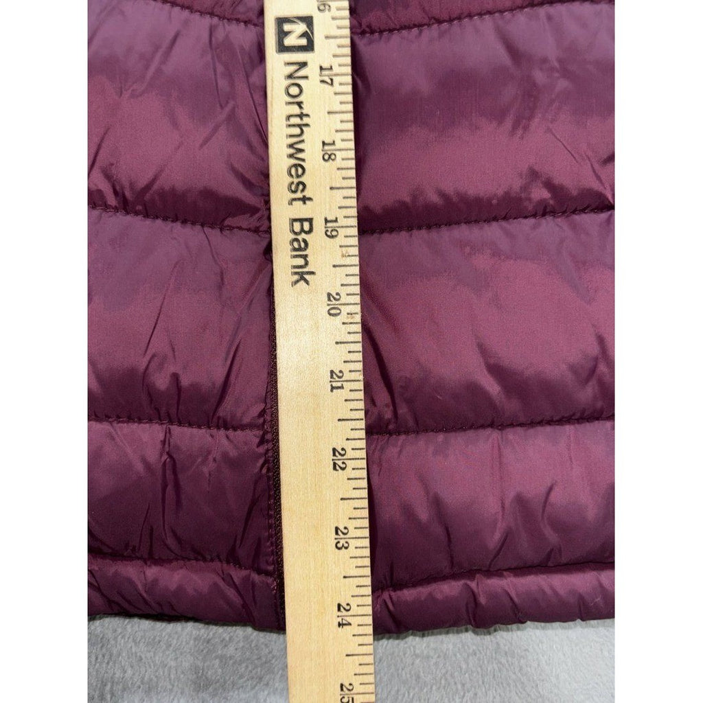 G.H. Bass & Co Women's Burgundy Puffer Vest Size XXL, photo 3 of 9