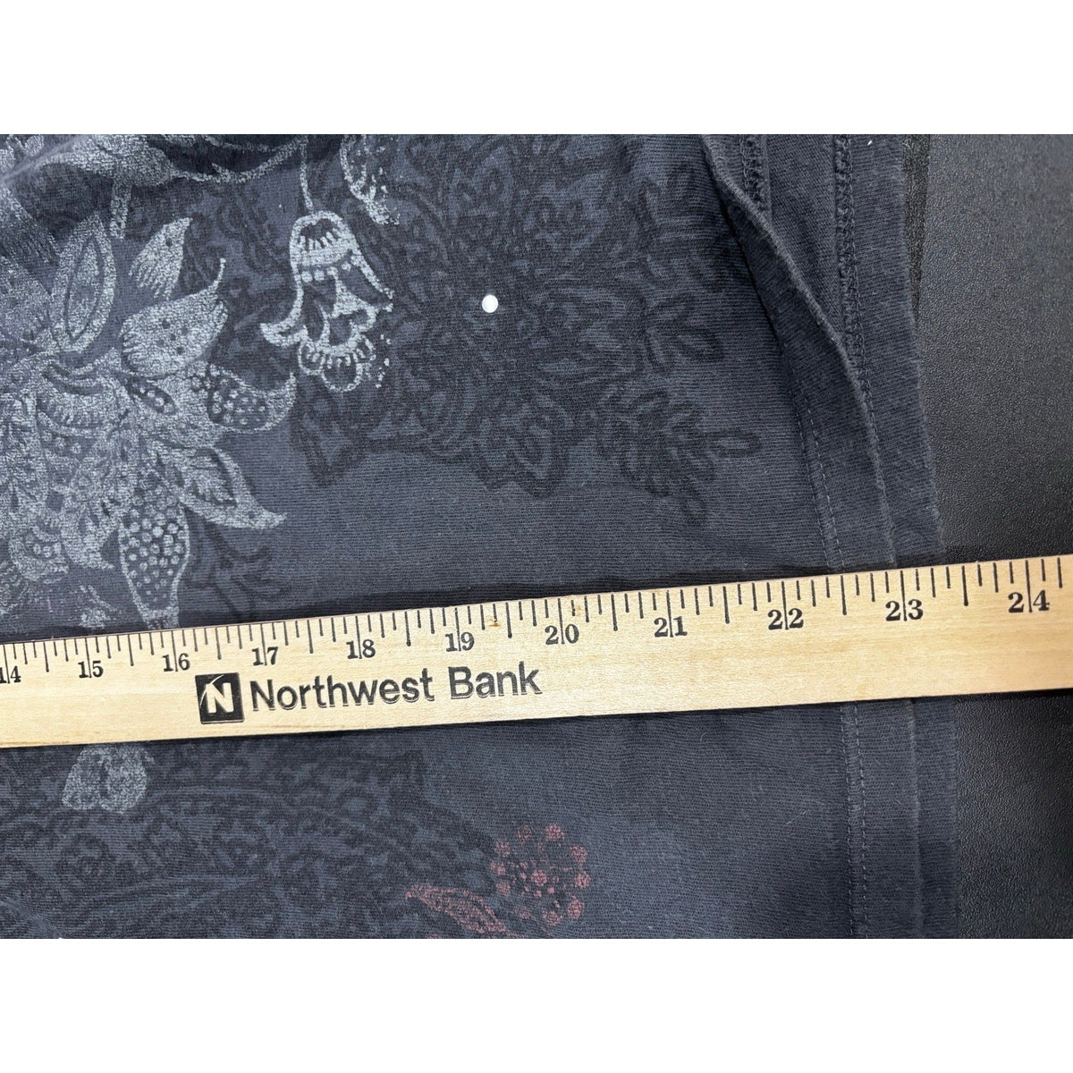 Sonoma Life + Style Womens M Charcoal Graphic Tee Floral Rhinestone