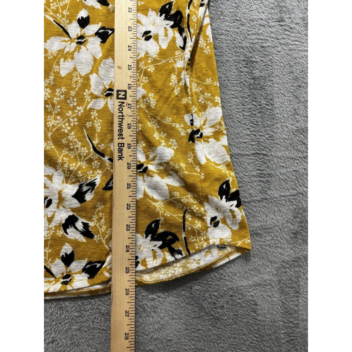 Maurices 24/7 Womens XL Mustard Yellow Floral Top Ruffle Sleeve Casual