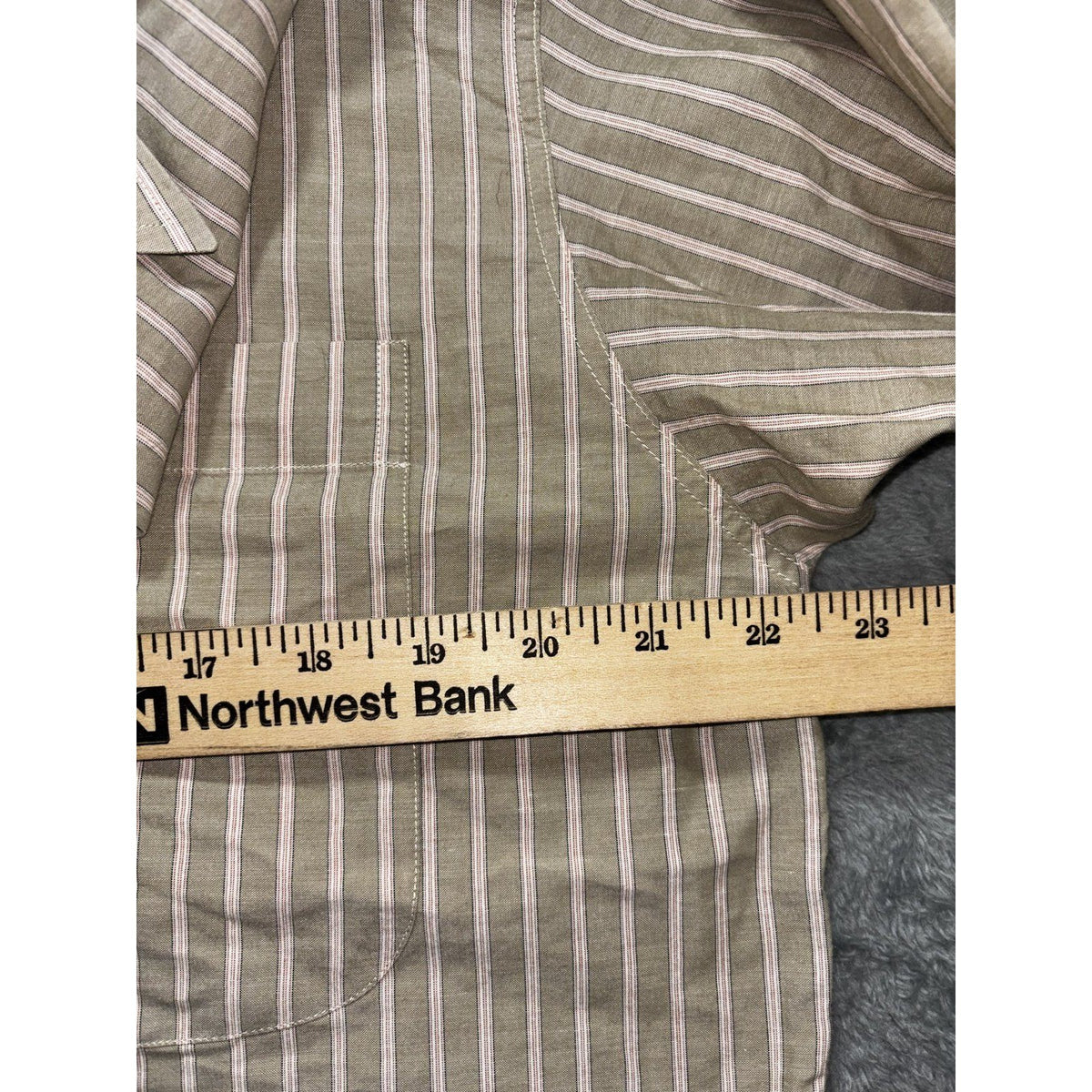 Ermenegildo Zegna Mens 41/16 Olive Striped Long Sleeve Button Up Dress Shirt