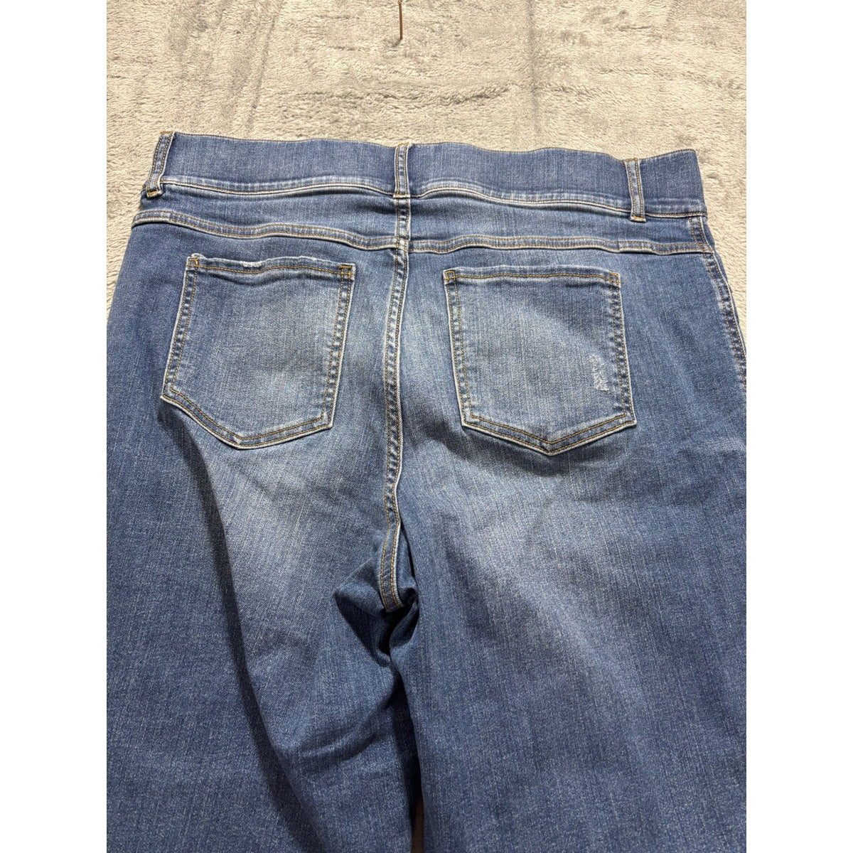 Spanx Womens 1X/1XT Blue Pull On Straight Leg Jeans Tall Casual Comfort Denim