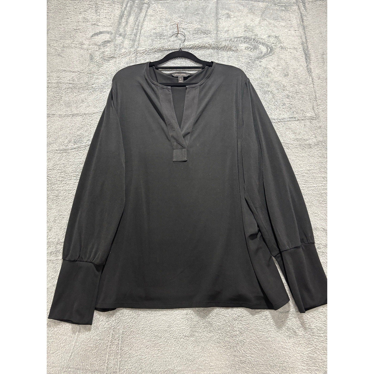 Banana Republic XL Black Womens V-Neck Blouse Long Sleeve Casual Vintage Top