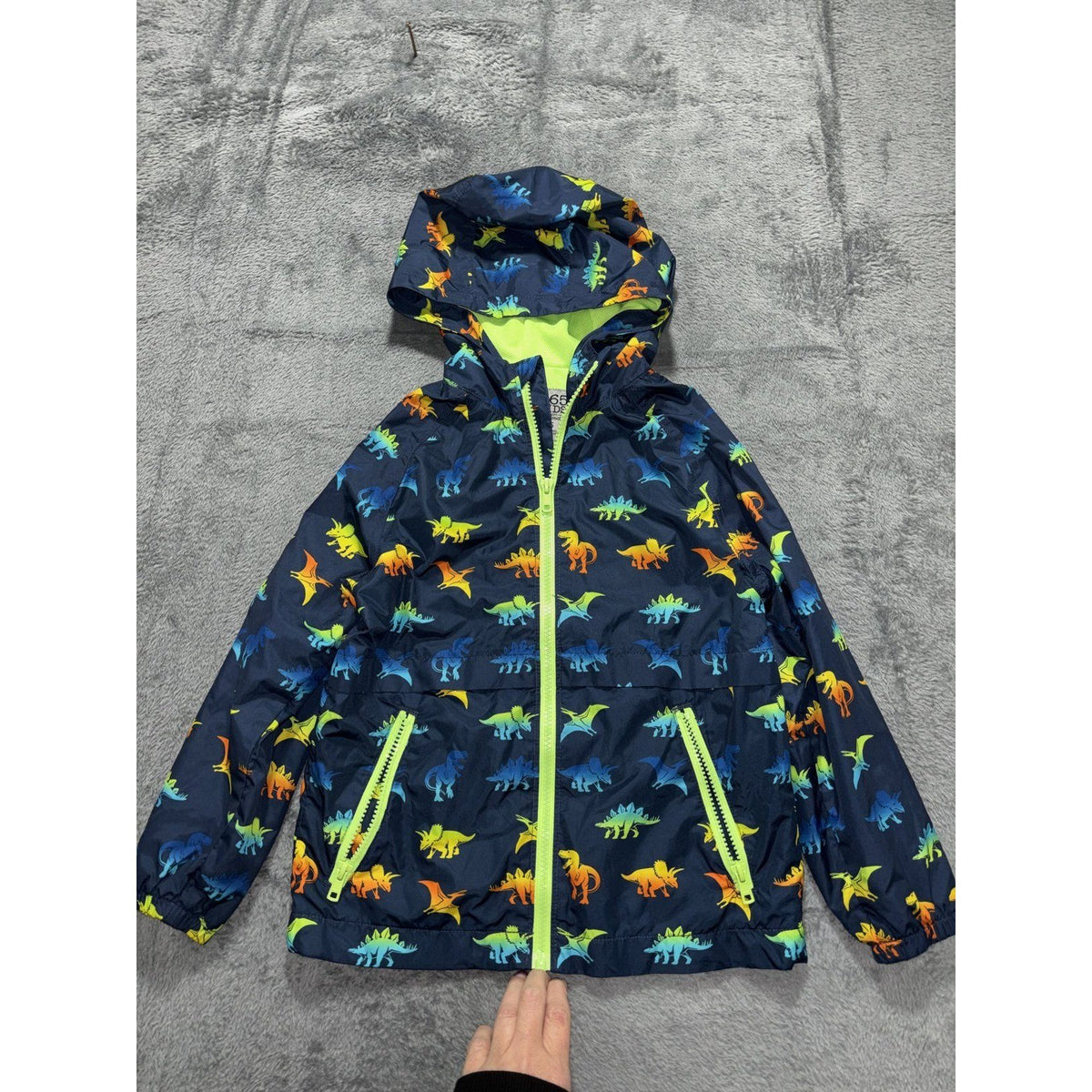 365 Kids from Garanimals Boys 6 4 Pc Bundle Windbreaker Jeans Tee Shorts Dino
