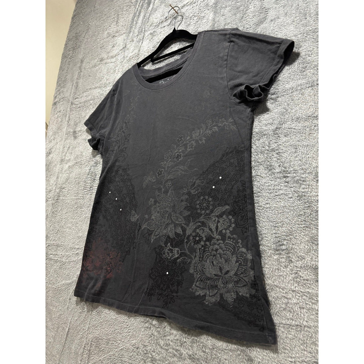 Sonoma Life + Style Womens M Charcoal Graphic Tee Floral Rhinestone