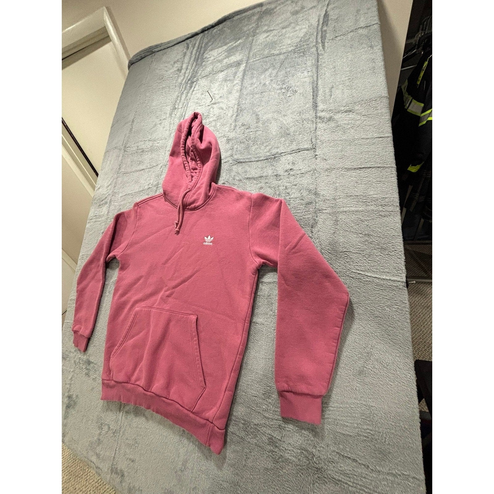 Adidas M Pink Hoodie Womens Trefoil Pullover Sweatshirt Athleisure Casual Logo