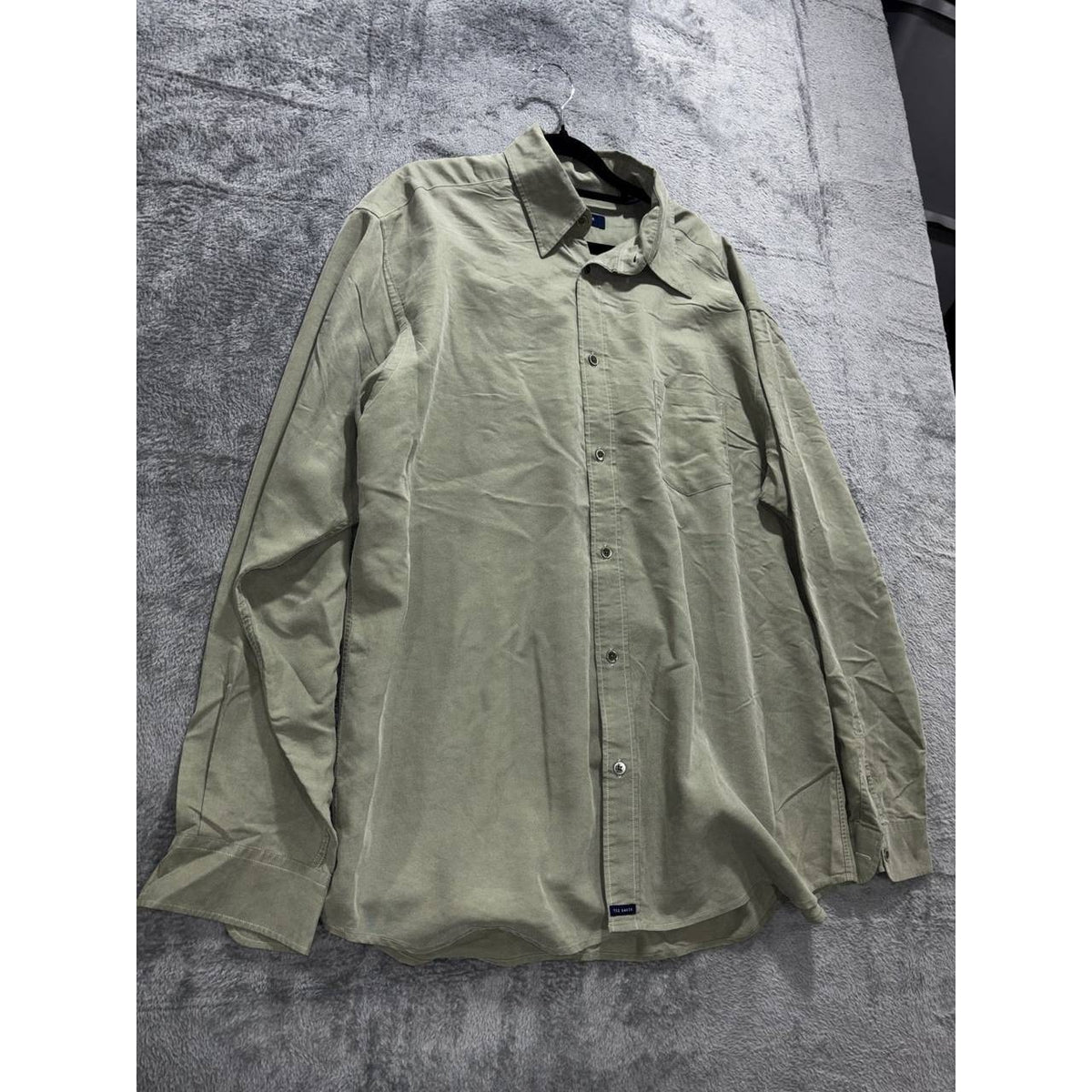 Ted Baker Men's Olive Green Button Down Shirt Size 4, photo 3 of 10