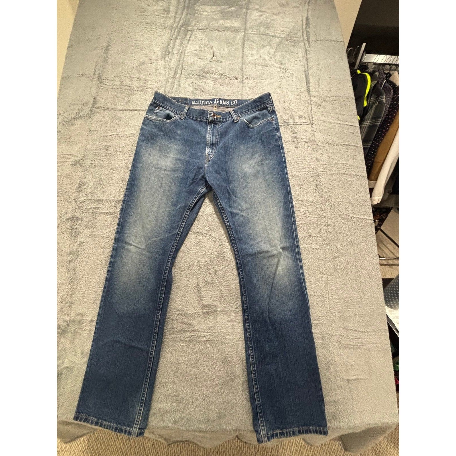 Nautica Jeans Co 36x32 Blue Straight Leg Denim Jeans Mens Casual Classic