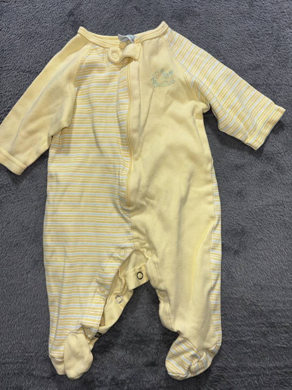 Baby White Yellow Fleece Sleepers Lot 4 Pieces 0-3M, photo 11 of 14