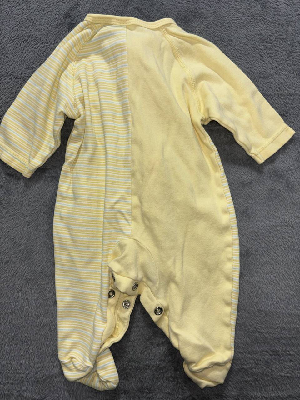 Baby White Yellow Fleece Sleepers Lot 4 Pieces 0-3M, photo 14 of 14