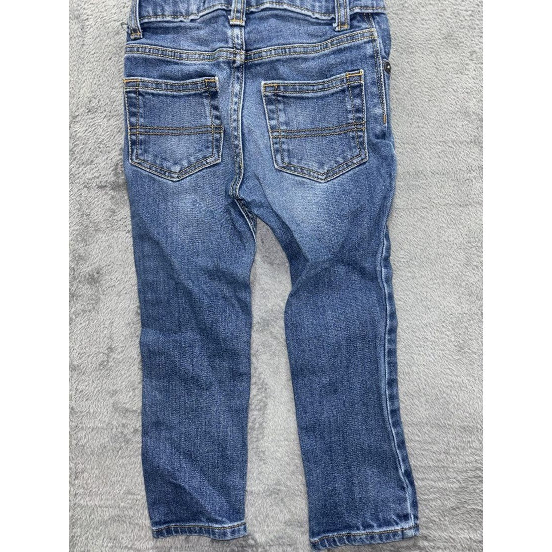Toddler Boy Hoodie Tees Jeans Shorts Lot 6 Pcs 2T-3T, photo 13 of 23