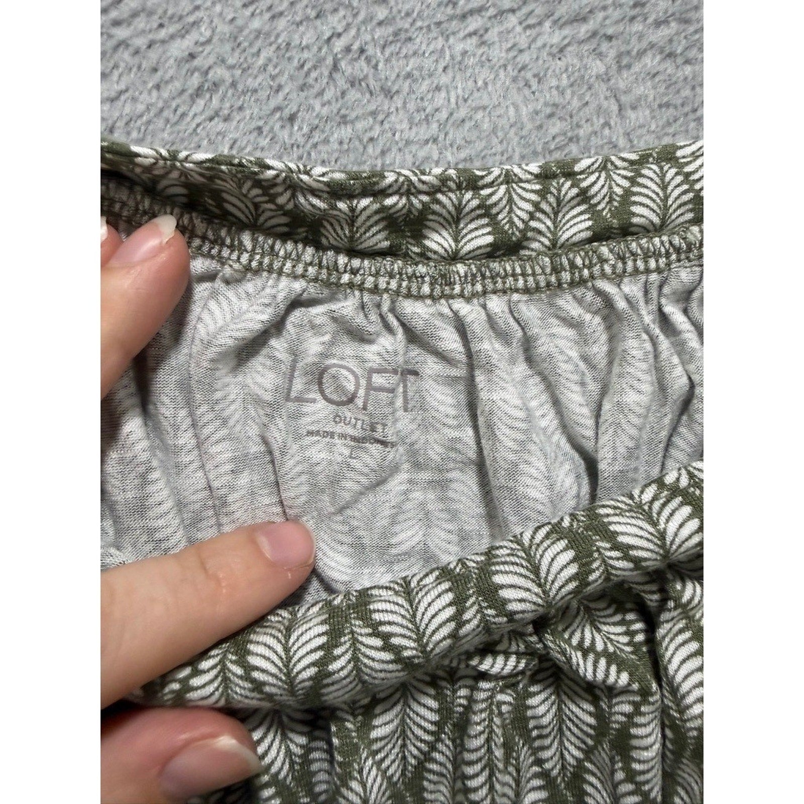 LOFT Outlet Womens XL Olive Green Leaf Print Sleeveless Knit Tank Top Banded Hem