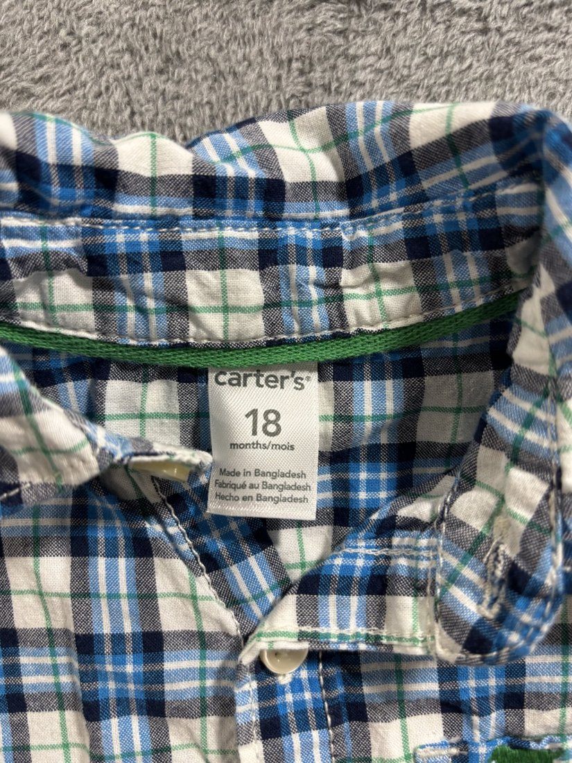 Carter's Baby Boy Plaid Shirts Lot 5 Pieces 18M, photo 11 of 11