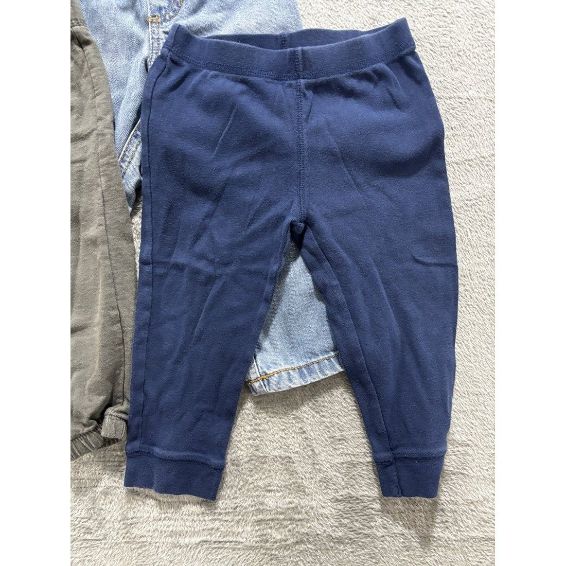 Carter's Baby Boy Bodysuits & Pants Lot 6 Pieces 24M, photo 8 of 13