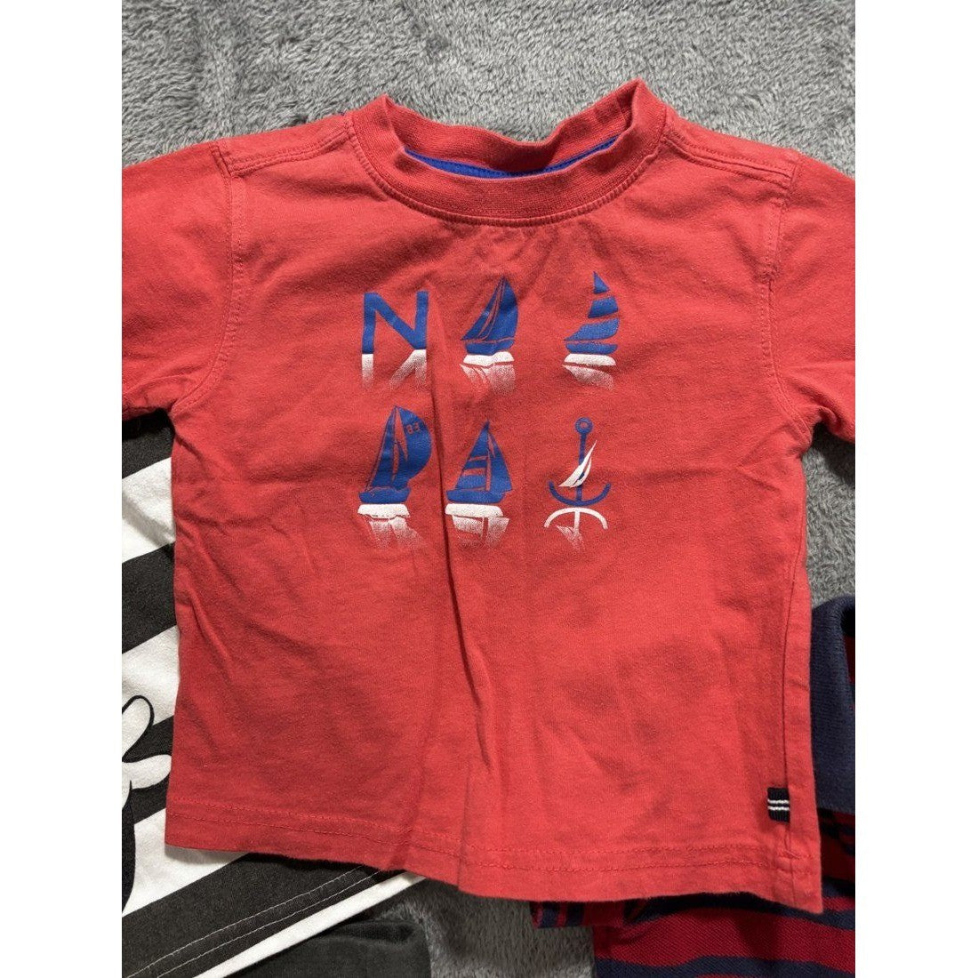 Baby Boy Red Mickey Polo & Shorts Lot 5 Pieces 18M, photo 2 of 11