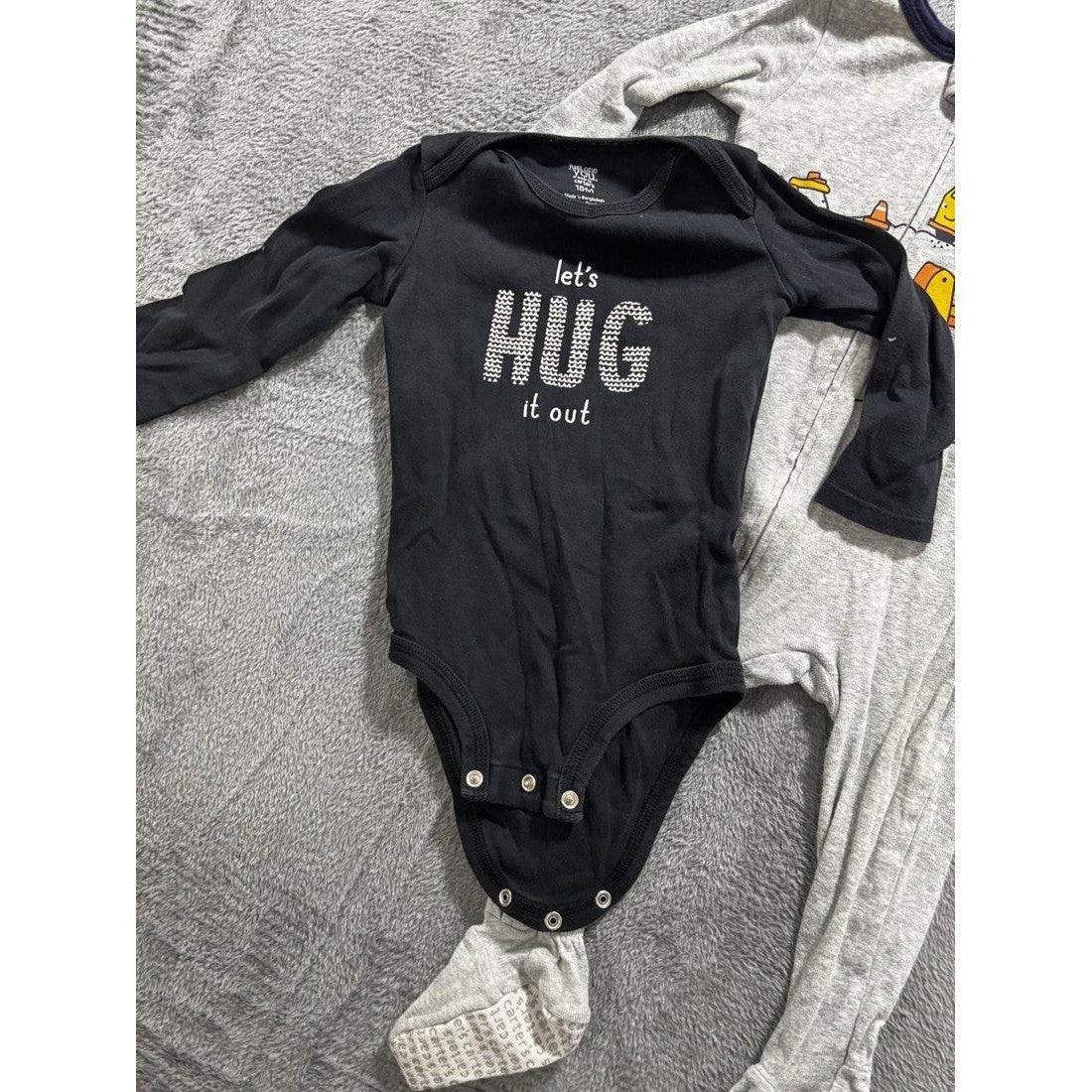 Baby Boy Bodysuits & Truck Sleeper Lot 4 Pcs 18M, photo 6 of 9