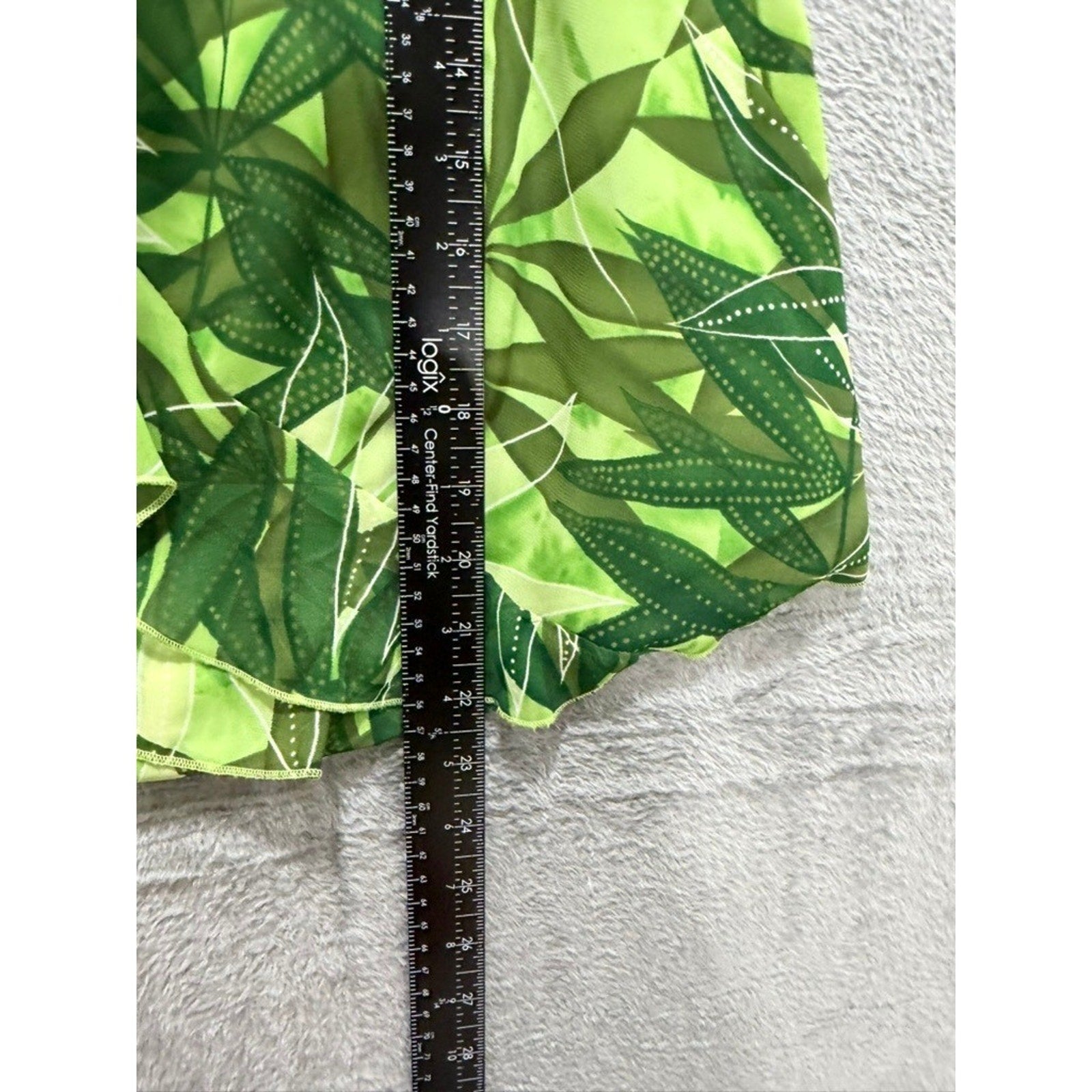 Worthington Green Tropical Leaf Print Ruffle Front Skirt Size 16 Elastic Waist