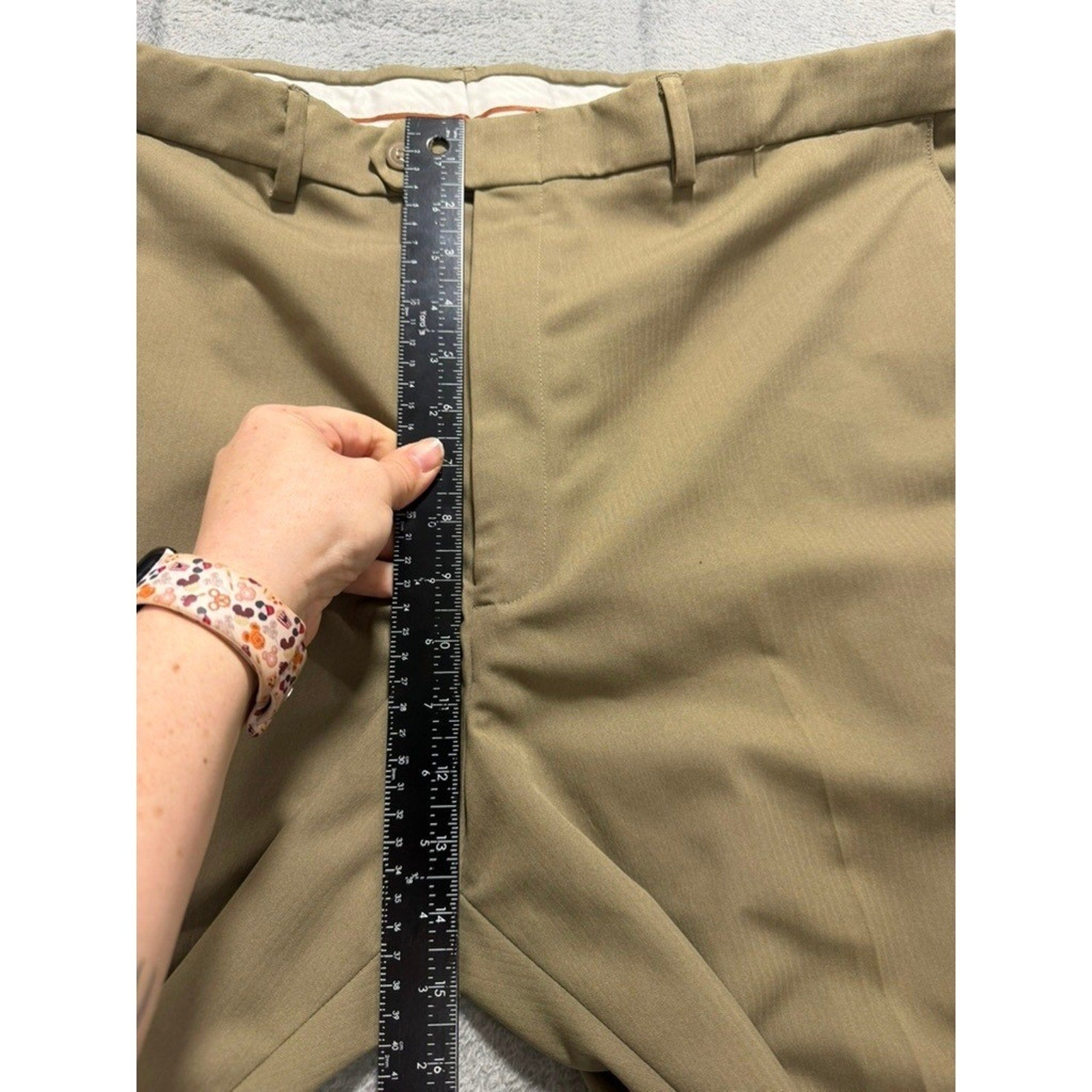 Haggar Dress Pants Mens 42x30 Khaki Classic Fit Flat Front Office Casual