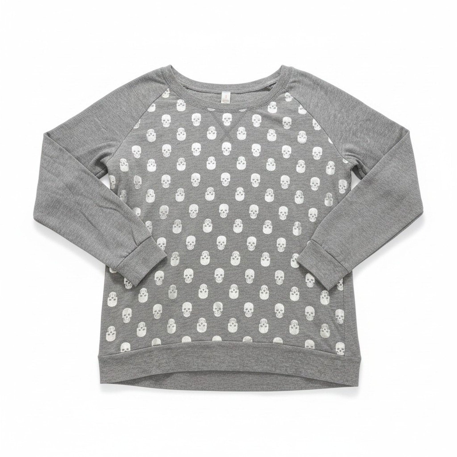 No Boundaries Womens XXL Gray Skull Print Sweatshirt Vintage Goth Pullover