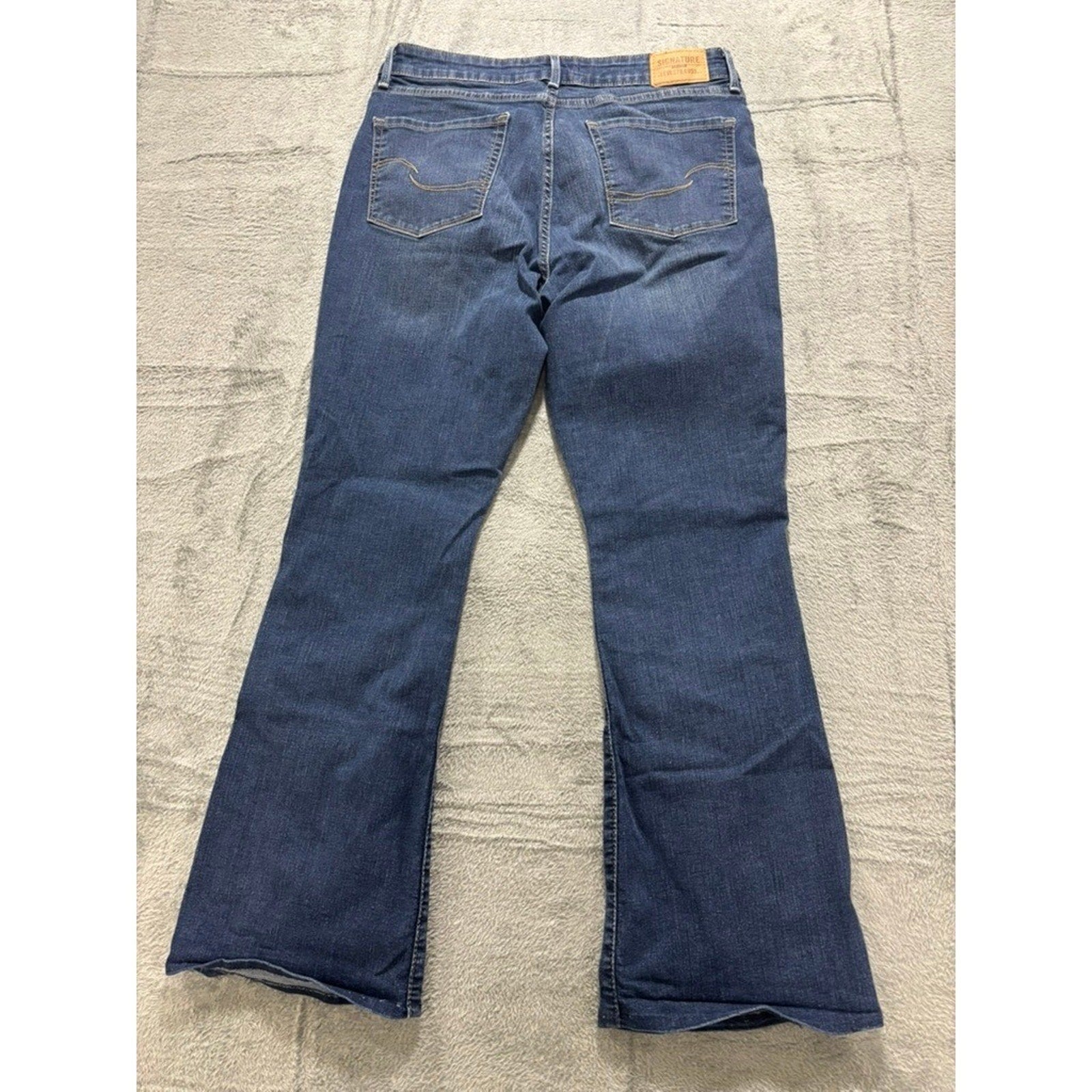 Levi Strauss Signature Jeans Womens 12S Bootcut Medium Wash Stretch Denim