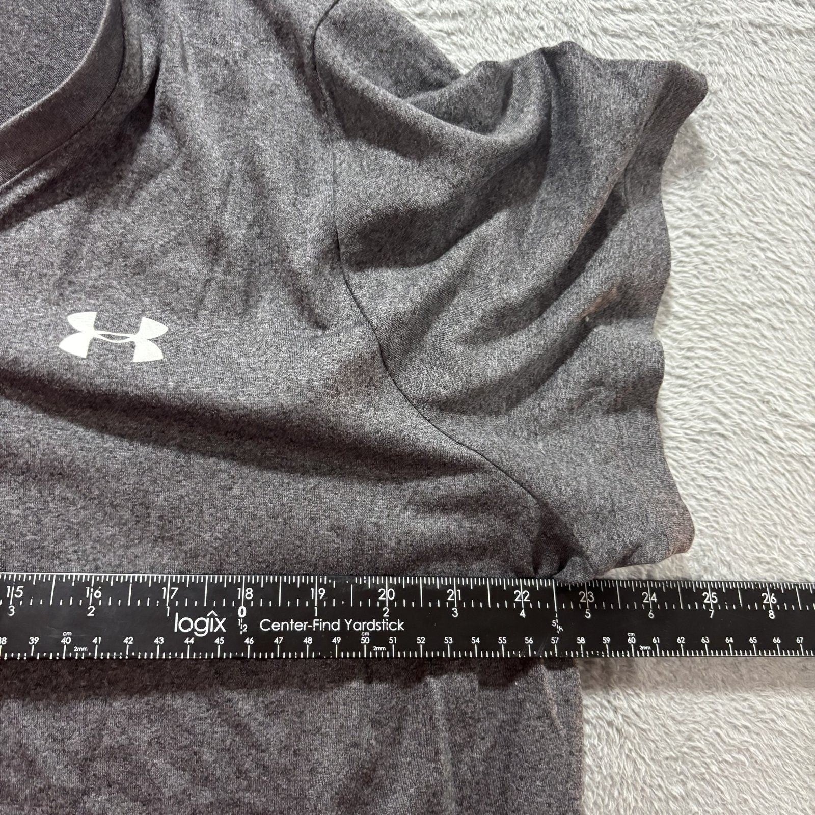 Under Armour Womens 1X Pink Gray V-Neck T-Shirt Lot 2 HeatGear Athleisure Gym