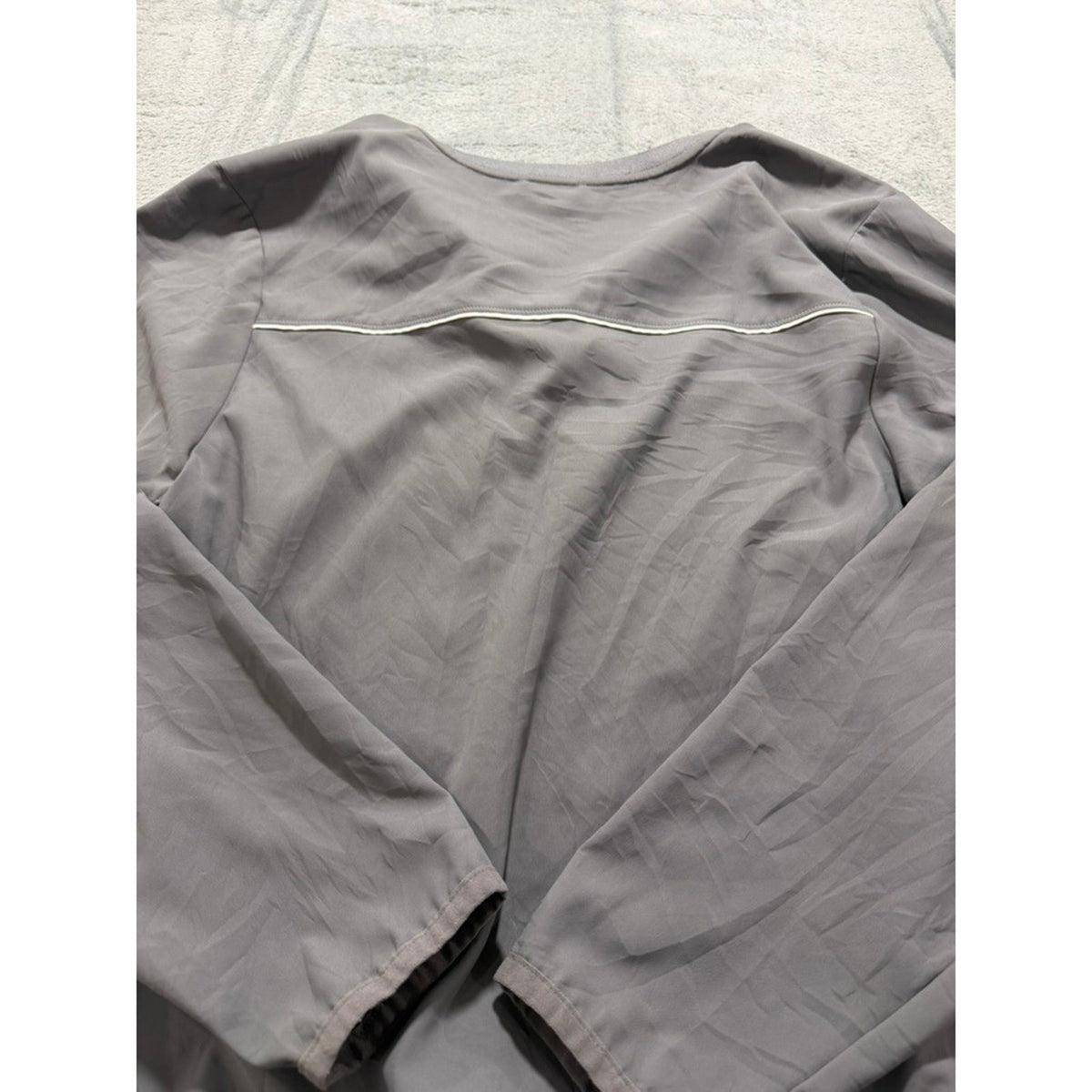 Under Armour Mens Grey Quarter Zip Windbreaker Jacket Small Loose Fit Activewear