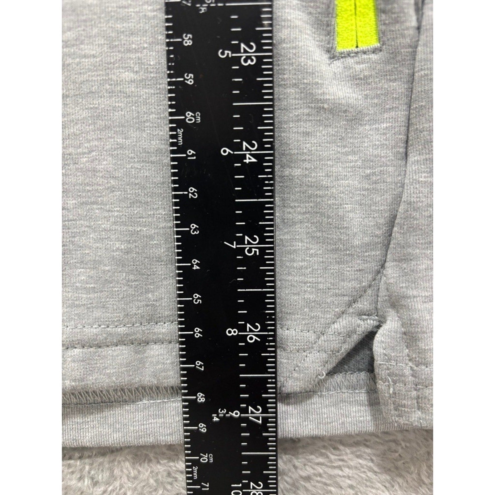 Nike M Gray Therma-FIT Pullover Hoodie Womens Crewneck Swoosh Logo Athleisure