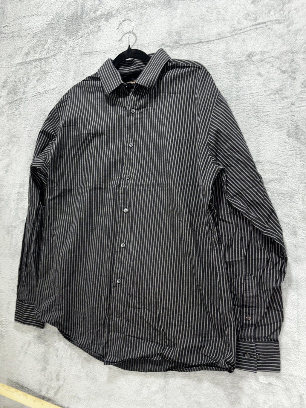 BCBG Attitude Mens L 16 1/2 34/35 Black Striped Long Sleeve Button Up Shirt