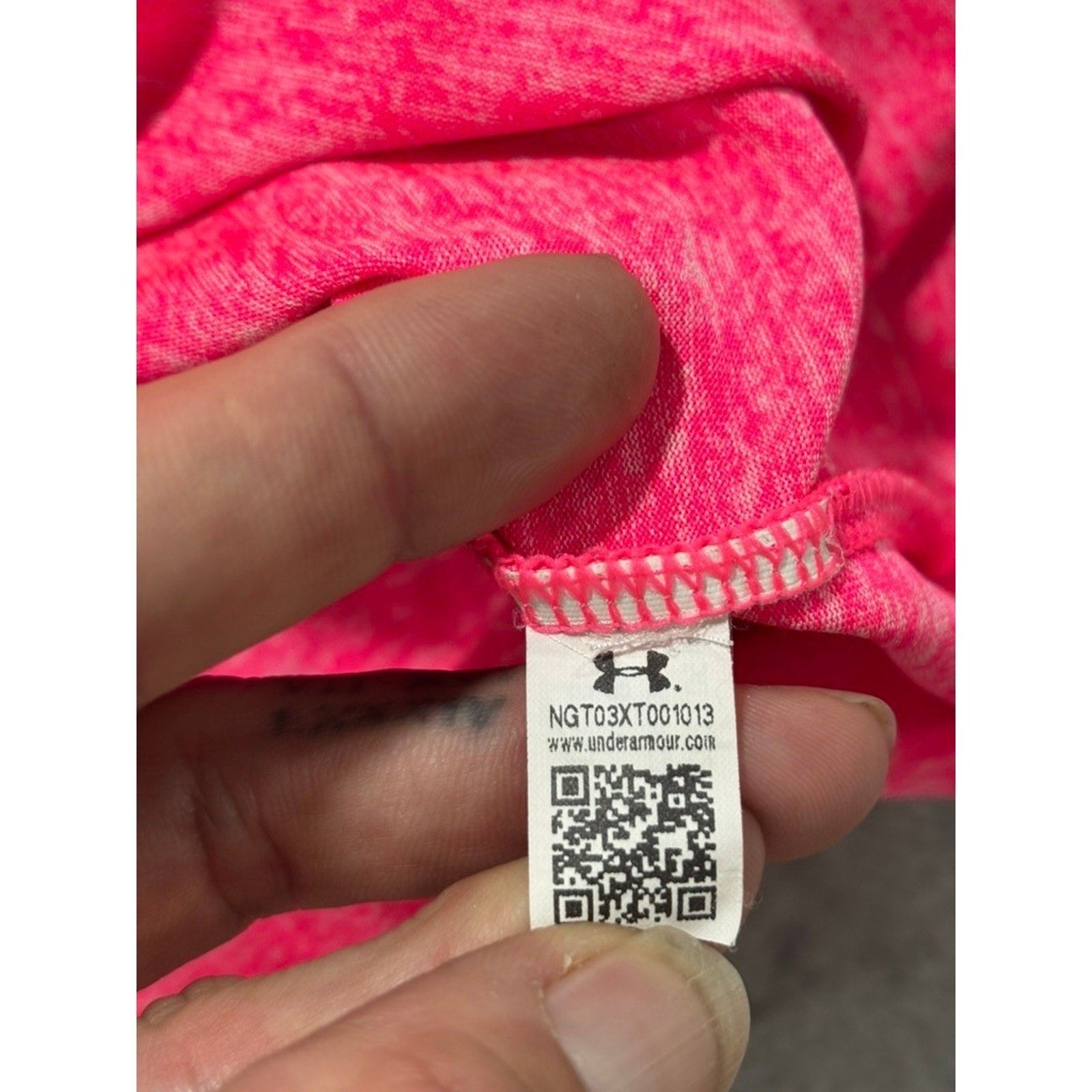 Under Armour Womens LG Pink V-Neck T-Shirt Athleisure Casual HeatGear Loose Fit