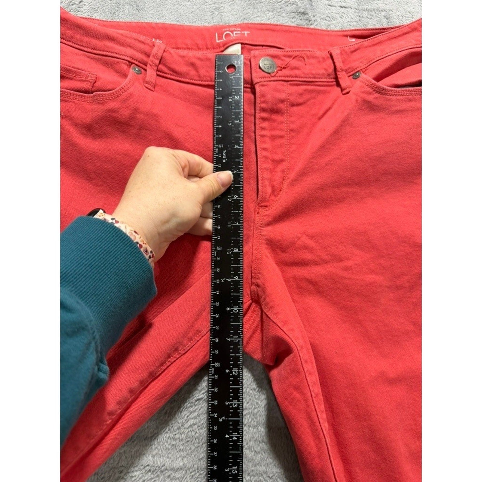 Ann Taylor LOFT Curvy Skinny Ankle Pants Coral Red Size 16 Zipper Hem Stretch