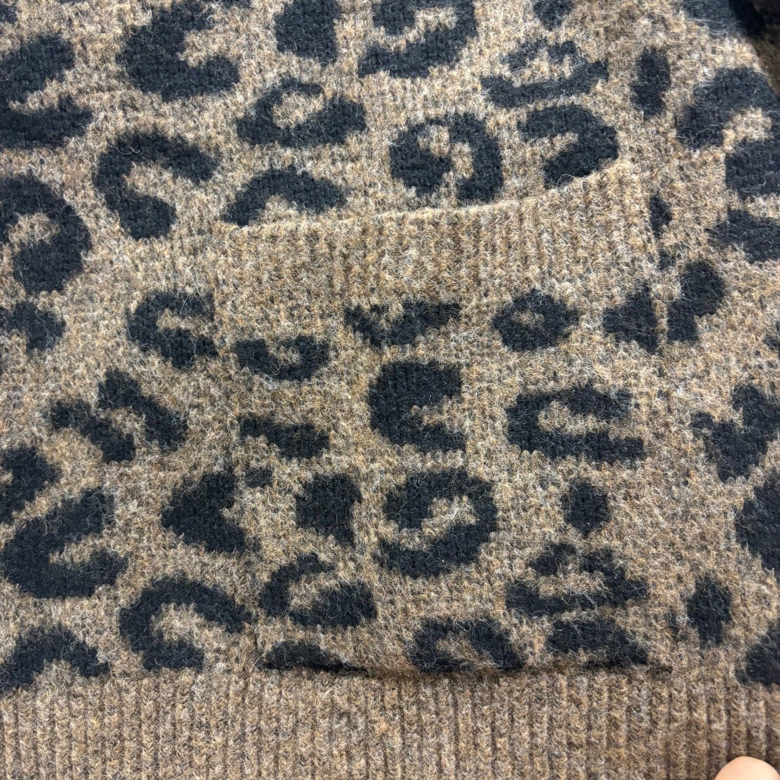 Time and Tru Womens XL Brown Leopard Fuzzy Knit Cardigan Sweater Boho Animal
