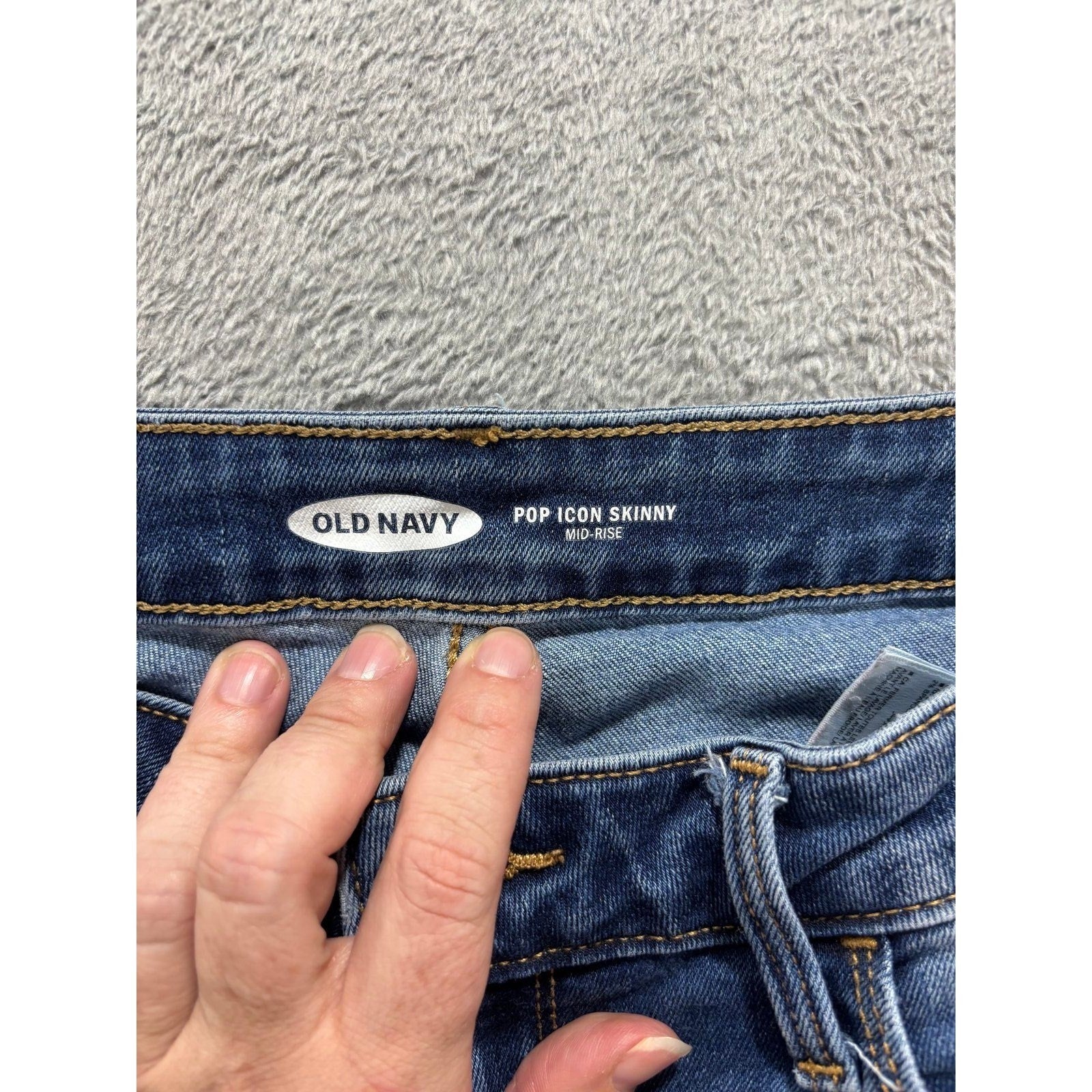 Old Navy 8 Womens Blue Pop Icon Skinny Mid-Rise Distressed Jeans Casual Vintage