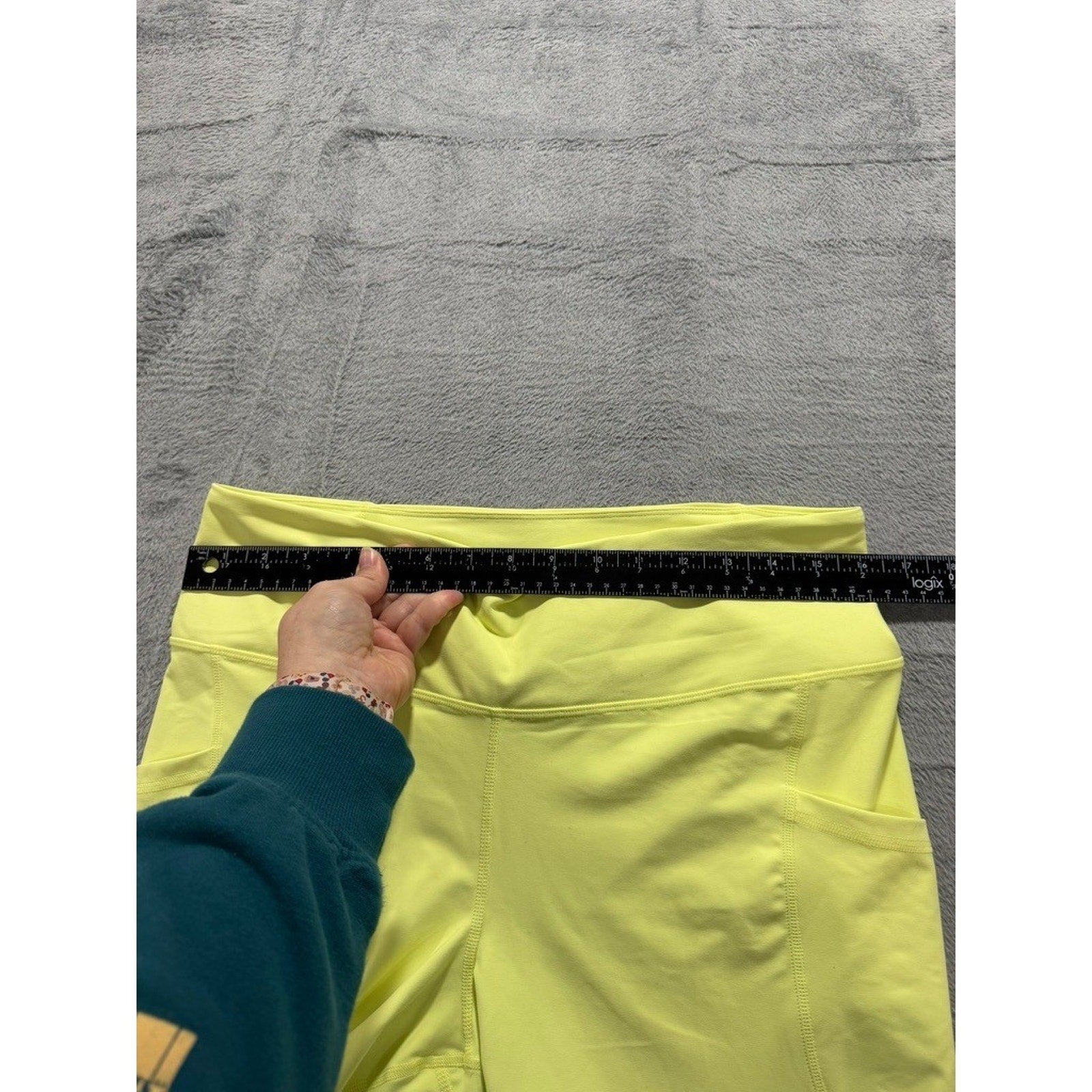 Old Navy Active Powersoft Go-Dry High Rise Leggings XL Neon Yellow Workout