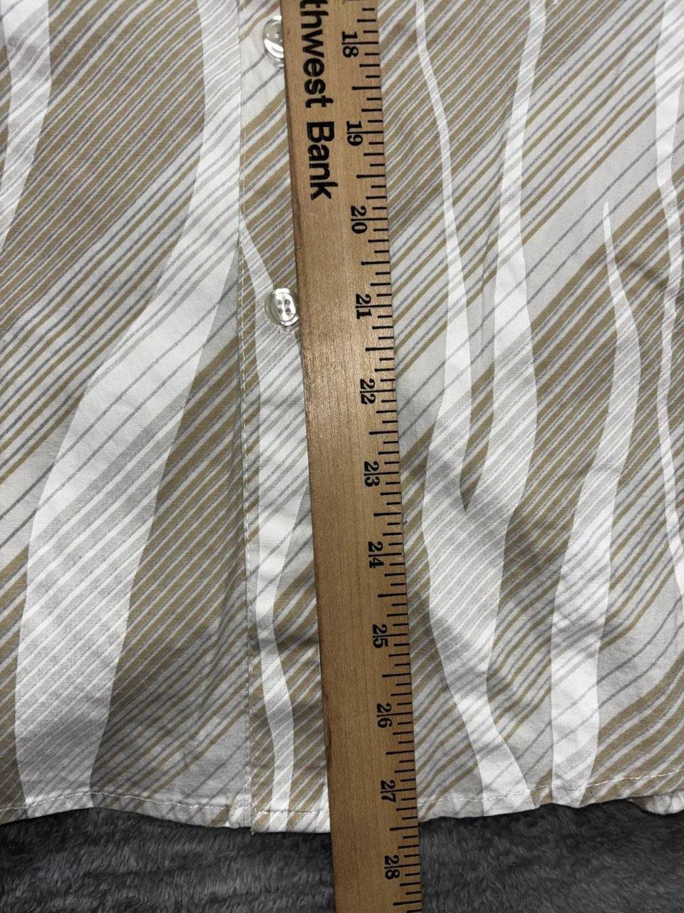 Toku Men's Tan White Print Dress Shirt Size L, photo 7 of 9