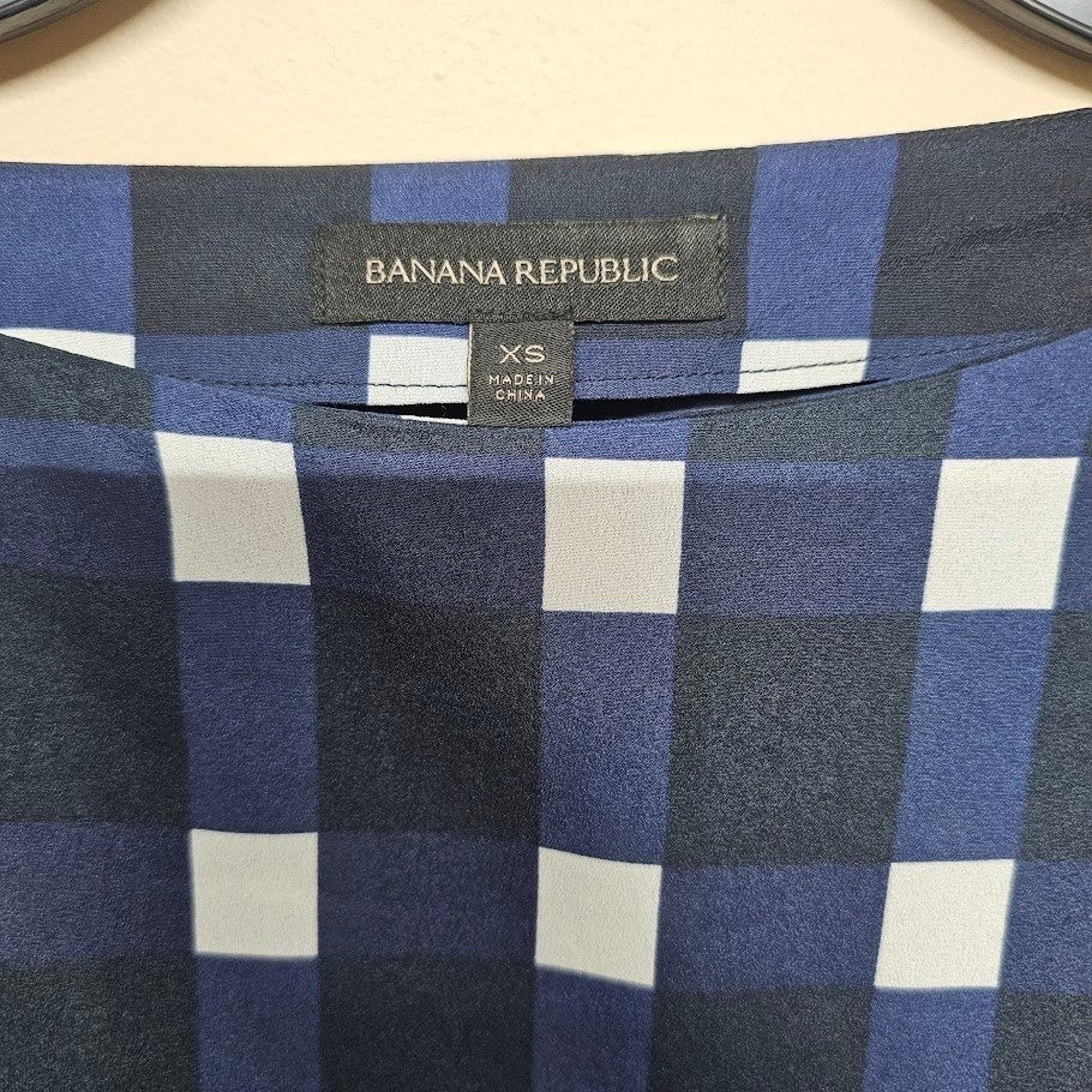 Banana Republic XS Ruffle Sleeve Navy Check Plaid Tie Back Blouse Top