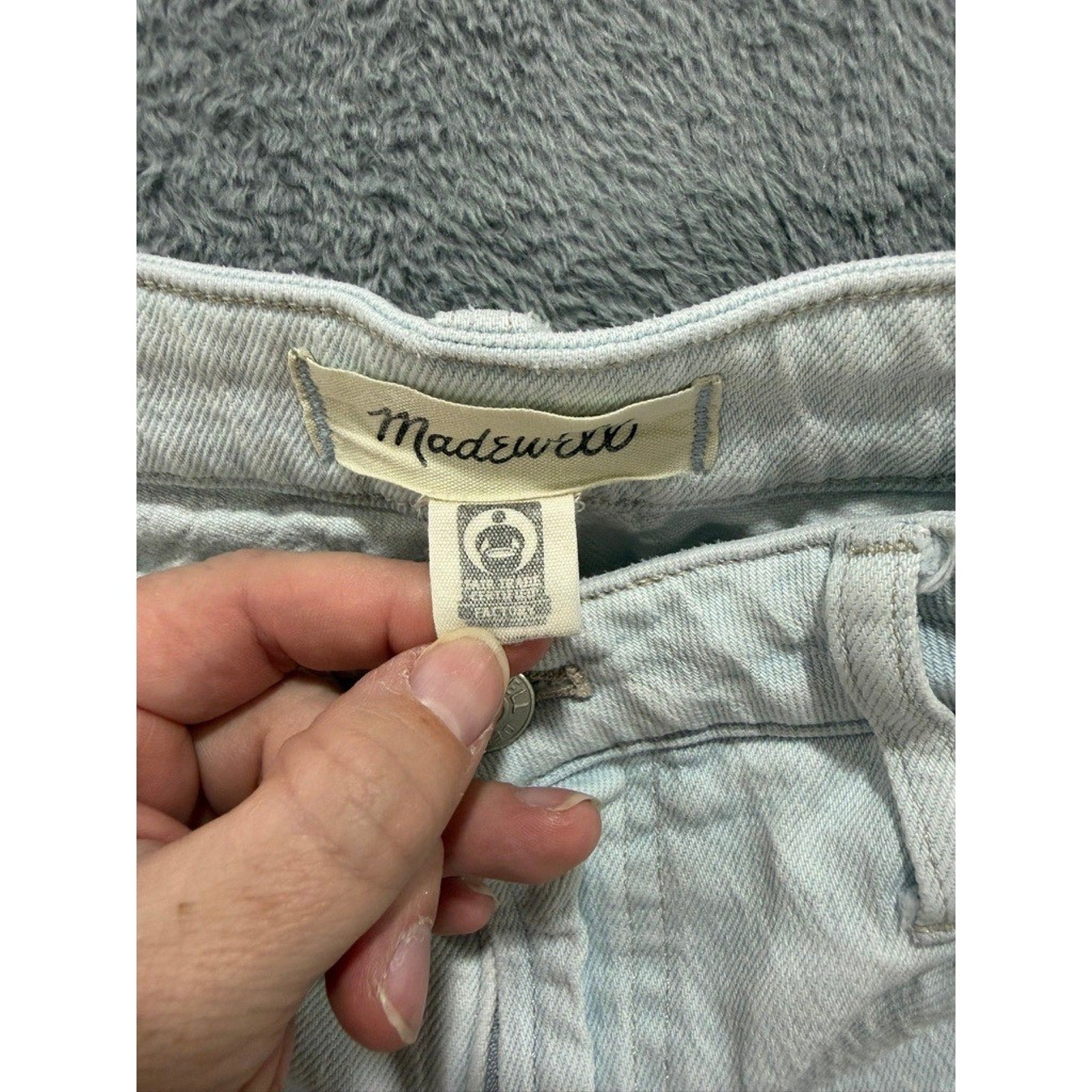 Madewell The Curvy Perfect Vintage Jean Light Wash High Rise Denim 32P Mom Retro