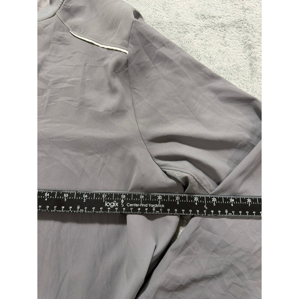 Under Armour Mens Grey Quarter Zip Windbreaker Jacket Small Loose Fit Activewear