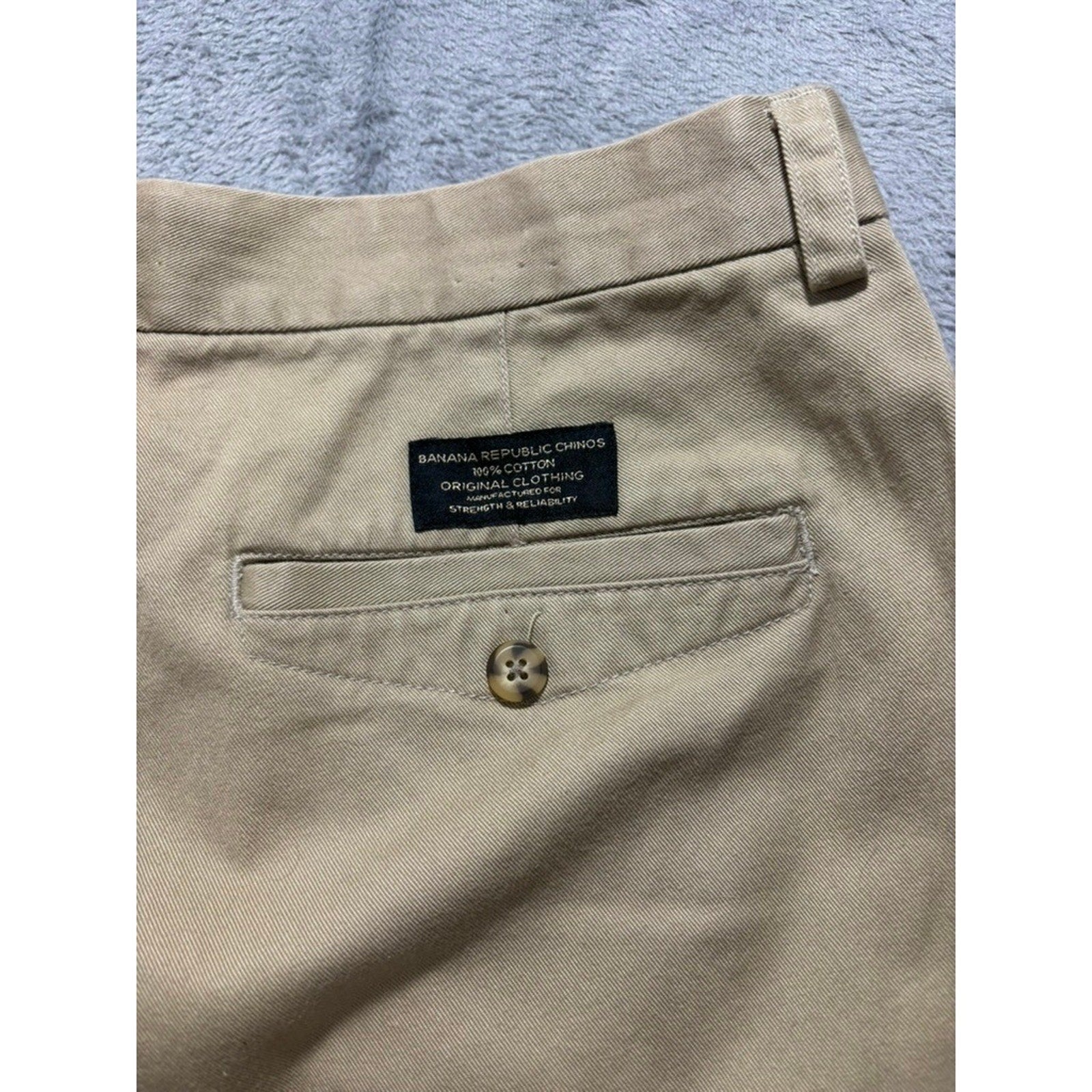 Banana Republic Chino Pants Mens 35x30 Khaki Pleated Straight Leg Cotton