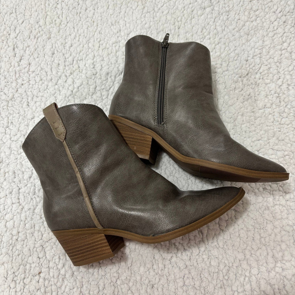 Universal Thread Womens 7 W Gray Western Ankle Booties Block Heel Boho Cowgirl