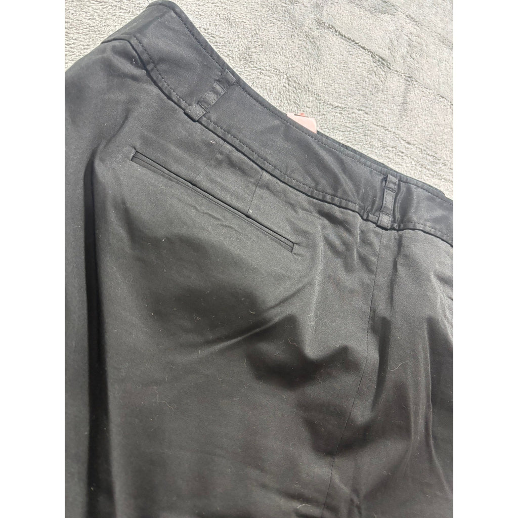Faux back welt pocket detail