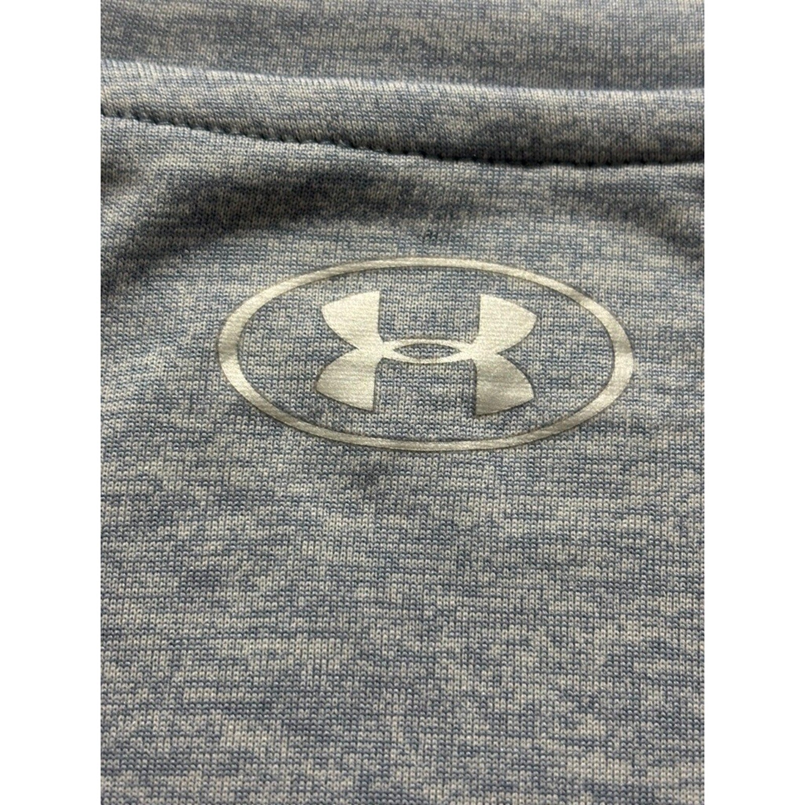 Under Armour Womens L Gray V-Neck Short Sleeve T-Shirt Athleisure Casual