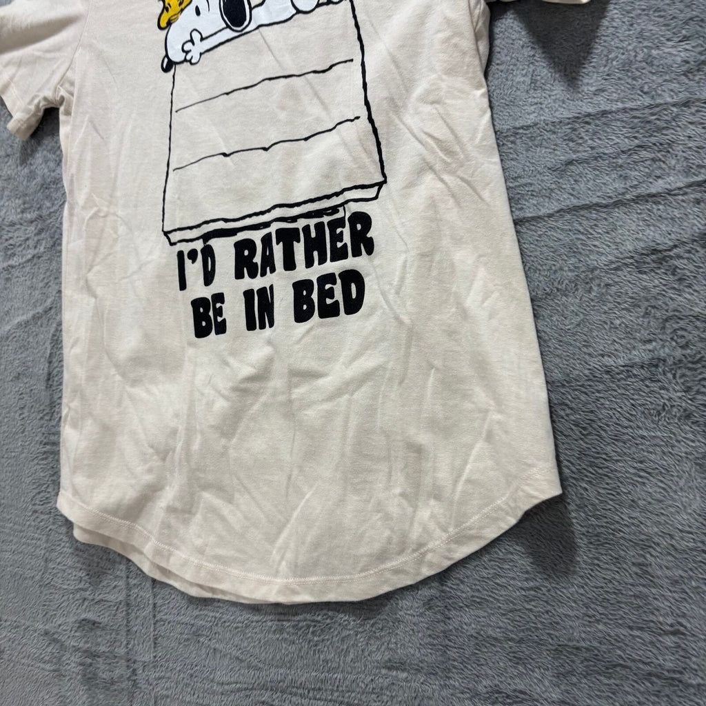 Peanuts M Cream Womens Snoopy I'd Rather Be In Bed Graphic T-Shirt Cozy Vintage