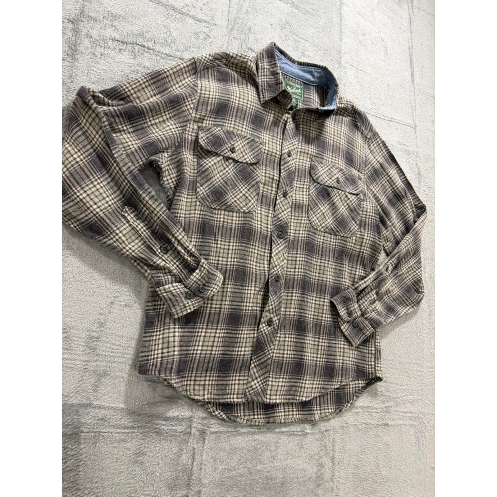 Woolrich Mens Grey Plaid Flannel Button Down Shirt Medium Long Sleeve Cotton