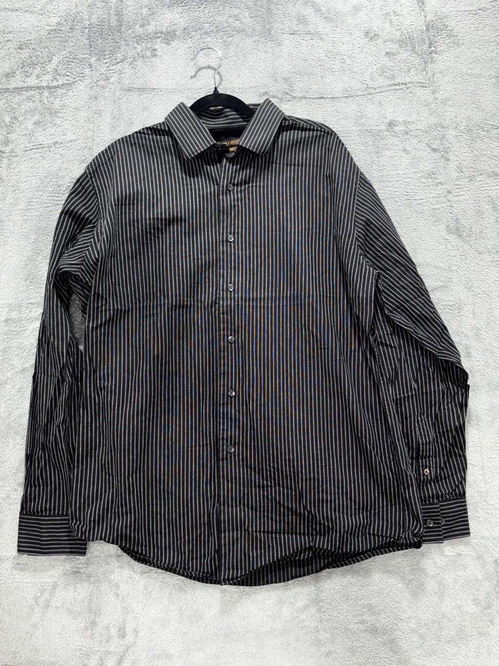 BCBG Attitude Mens L 16 1/2 34/35 Black Striped Long Sleeve Button Up Shirt