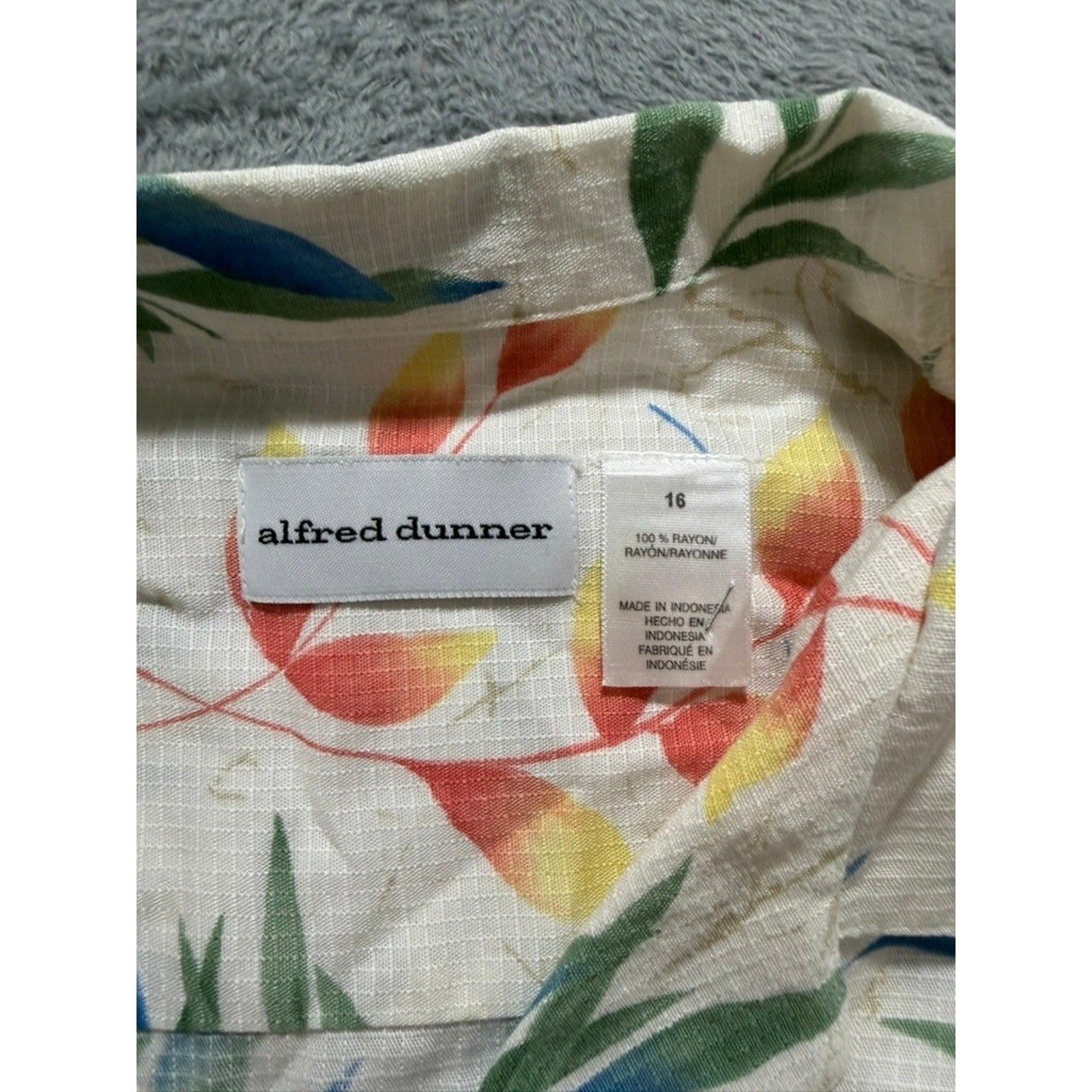 Alfred Dunner Button Up Shirt Womens 16 Tropical Floral Rayon Camp Casual