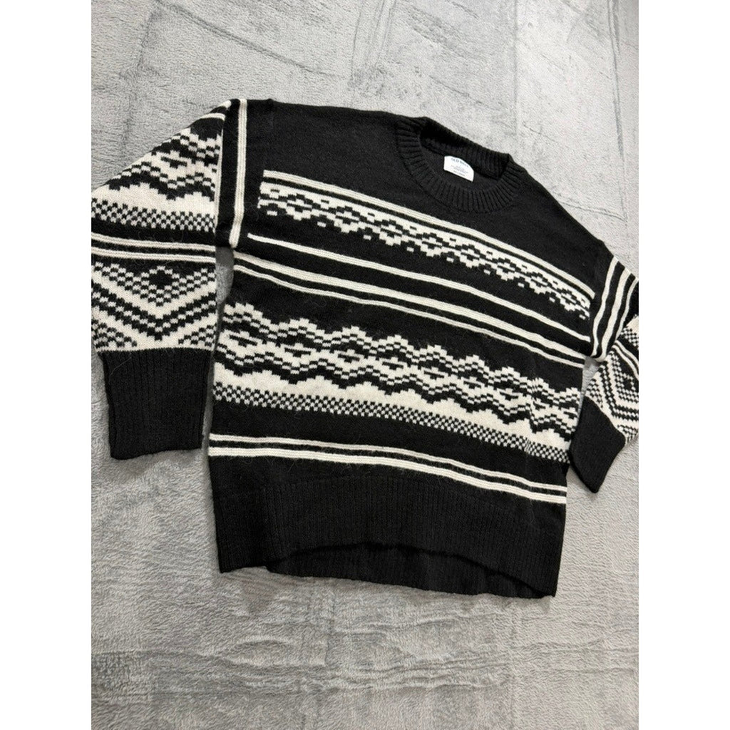 Old Navy Womens Black White Fair Isle Go-Recycled Crewneck Sweater Large Nordic