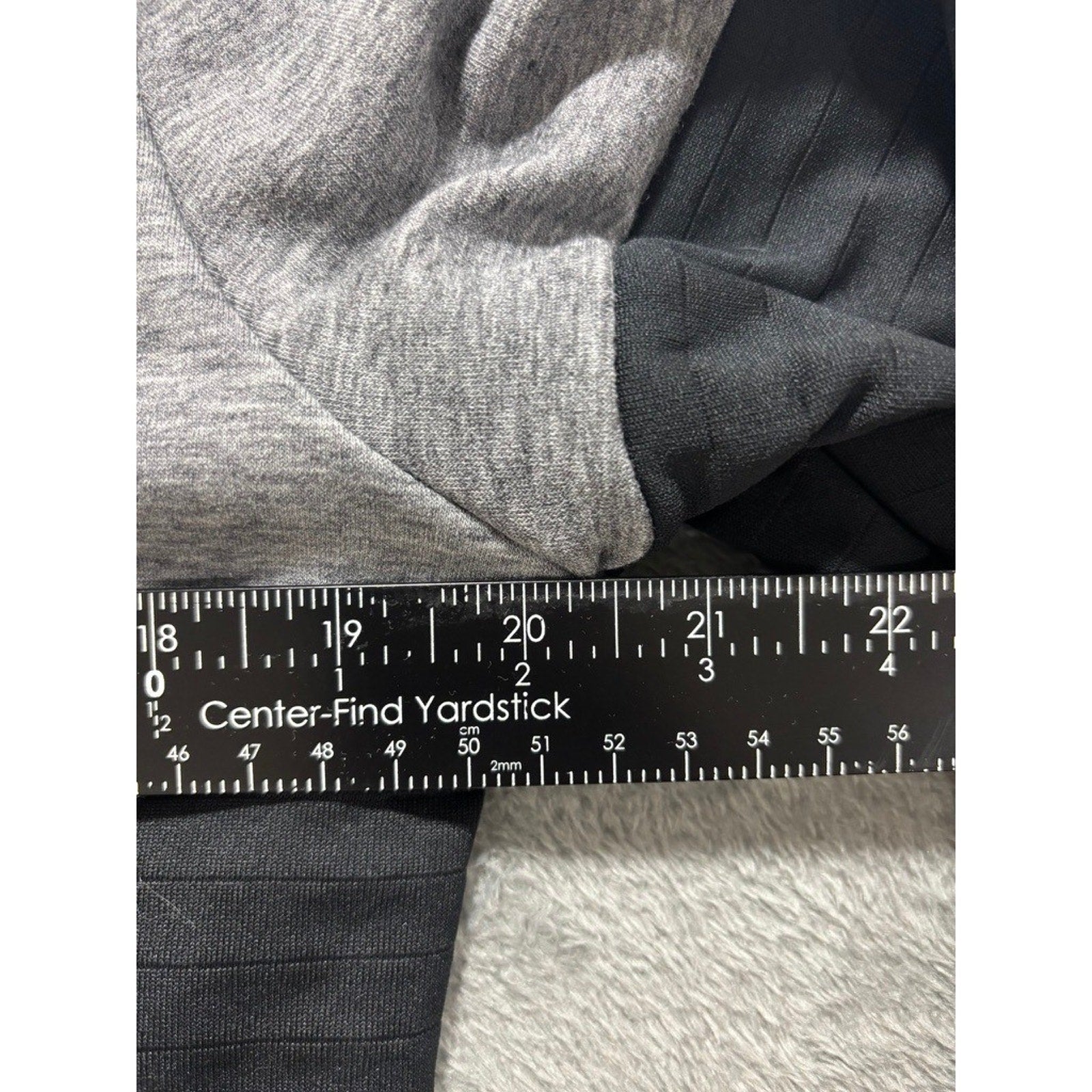 Nike S Gray Black Womens Running Division Therma-FIT Pullover Athleisure Casual