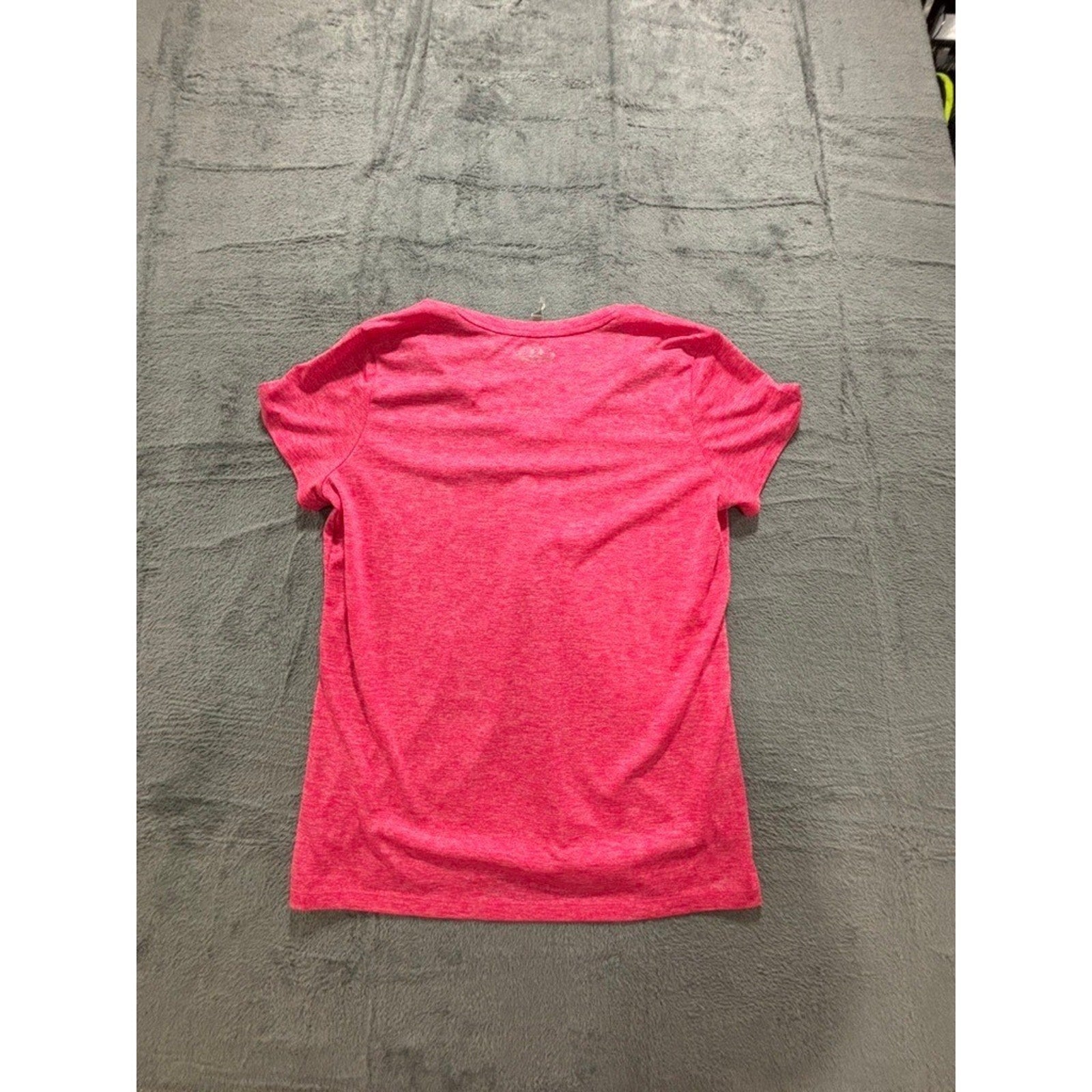 Under Armour Womens LG Pink V-Neck T-Shirt Athleisure Casual HeatGear Loose Fit